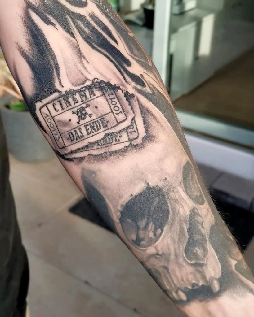Color For Sinners – Tätowierstudio in Ulm – Cinema Ends