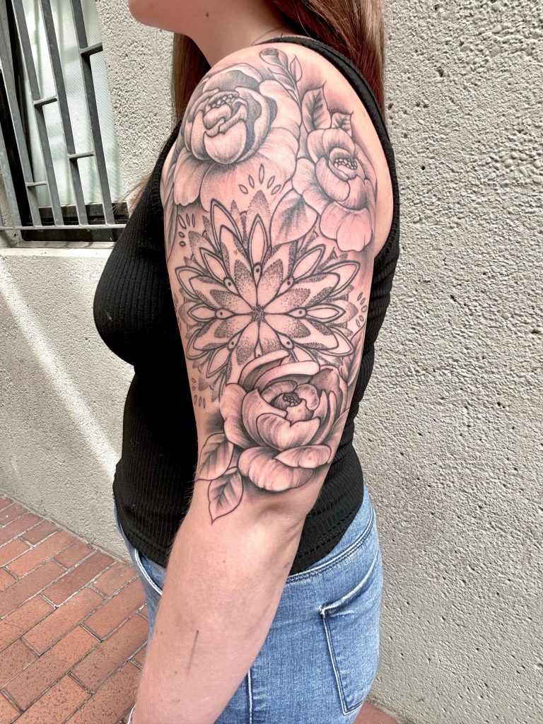 Color For Sinners – Tätowierstudio in Ulm – Mandala Arm